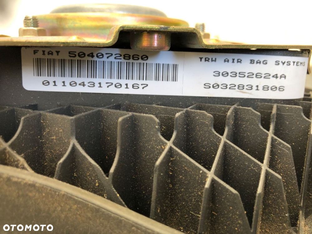 PODUSZKA POWIETRZNA KIEROWCY  IVECO DAILY III Autobus 1999 - 2006 35 S 12, 35 C 12, 40 C 12 85 kW - 4