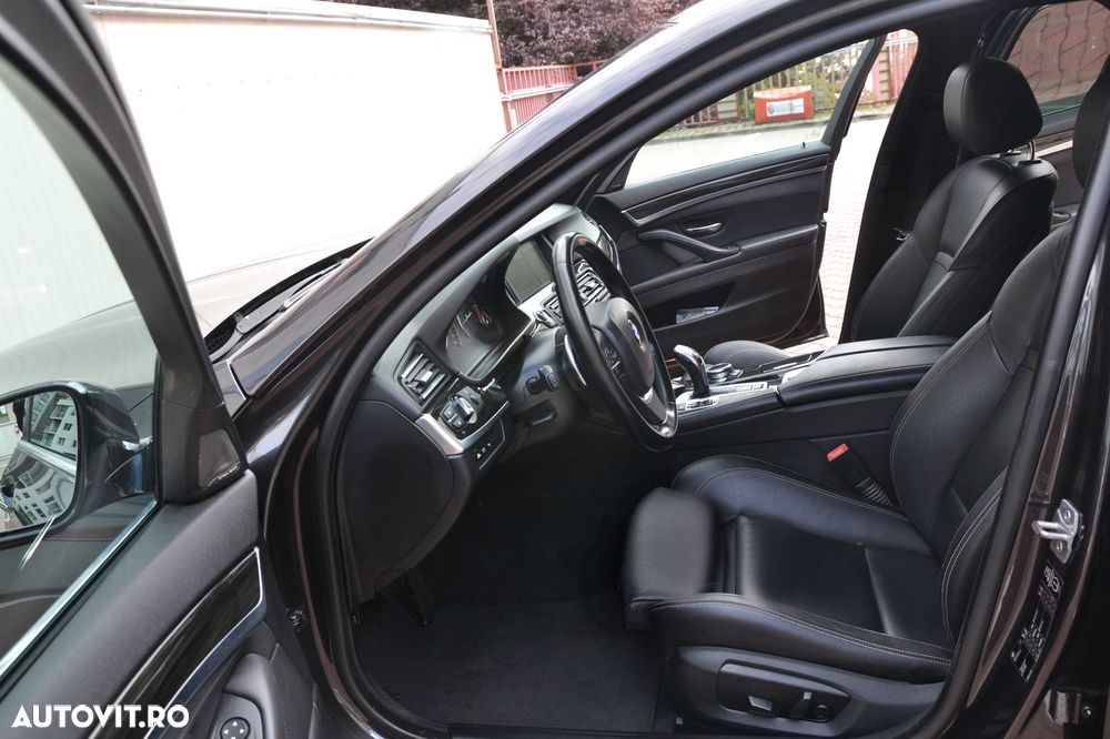 BMW Seria 5 530d Sport-Aut. Luxury Line - 16