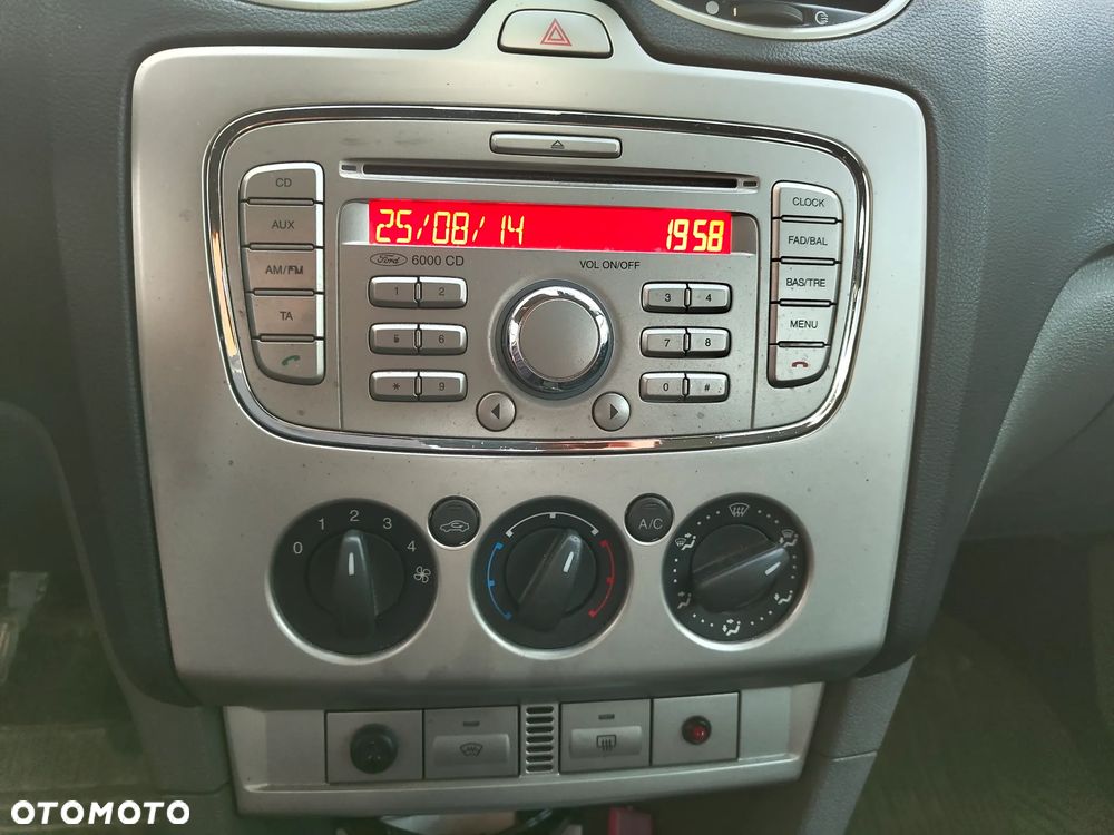 Ford Focus 1.8 TDCi Silver X - 8