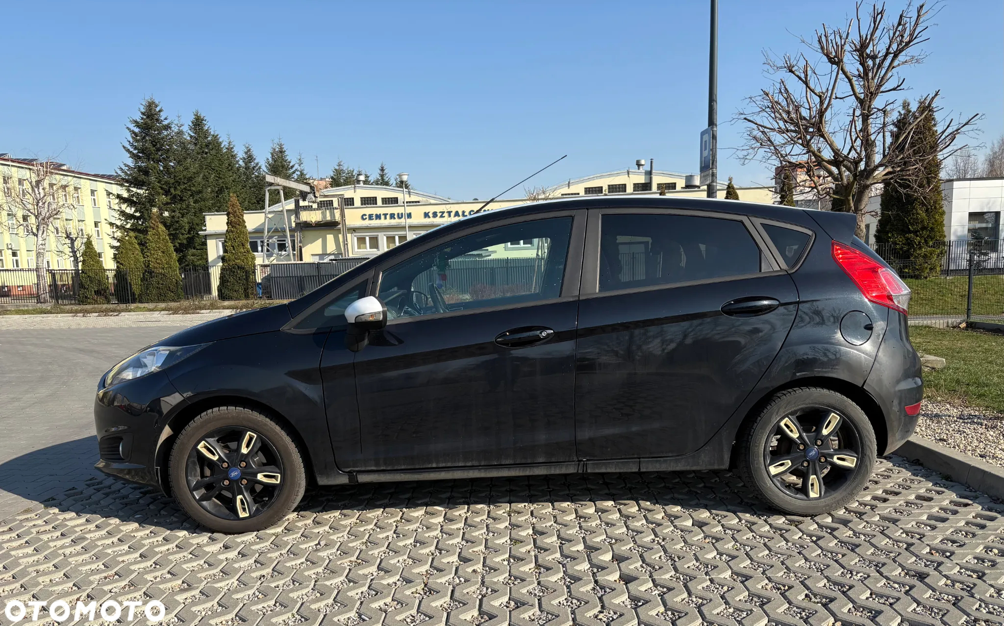 Ford Fiesta - 2