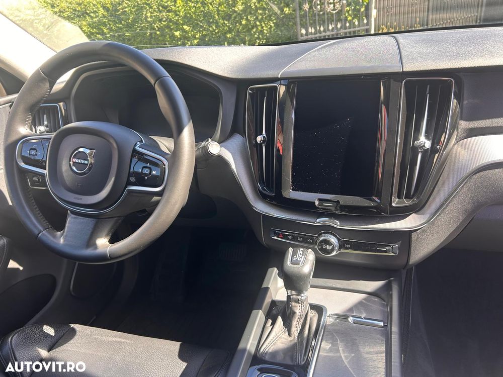 Volvo XC 60 D5 AWD Geartronic Inscription - 4