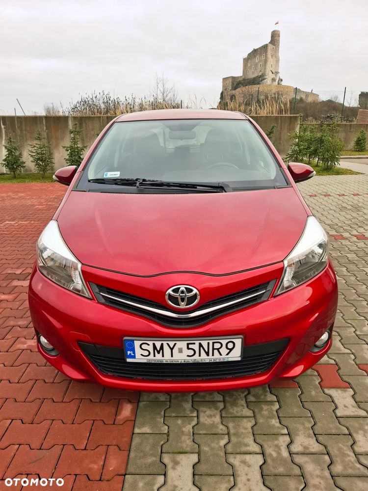 Toyota Yaris 1.33 Premium - 12