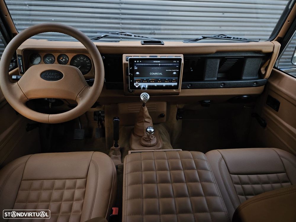 Land Rover Defender 110 2.5 Td5 CD SE - 8