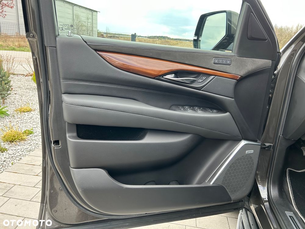 Cadillac Escalade 6.2 V8 ESV Premium - 12