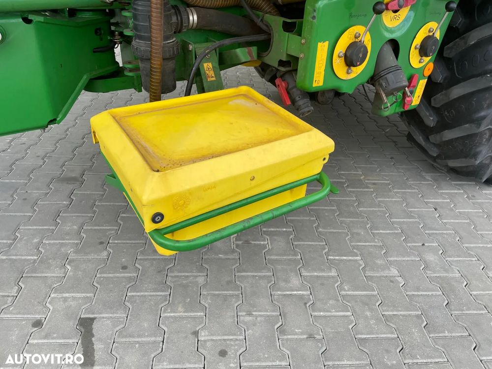 John Deere 840 - 18