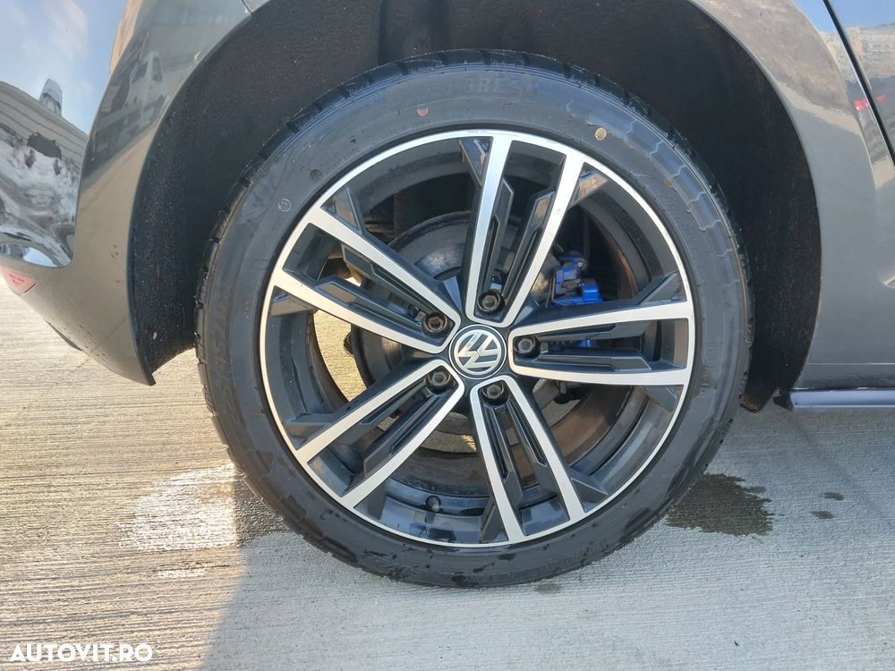 Volkswagen Golf - 13
