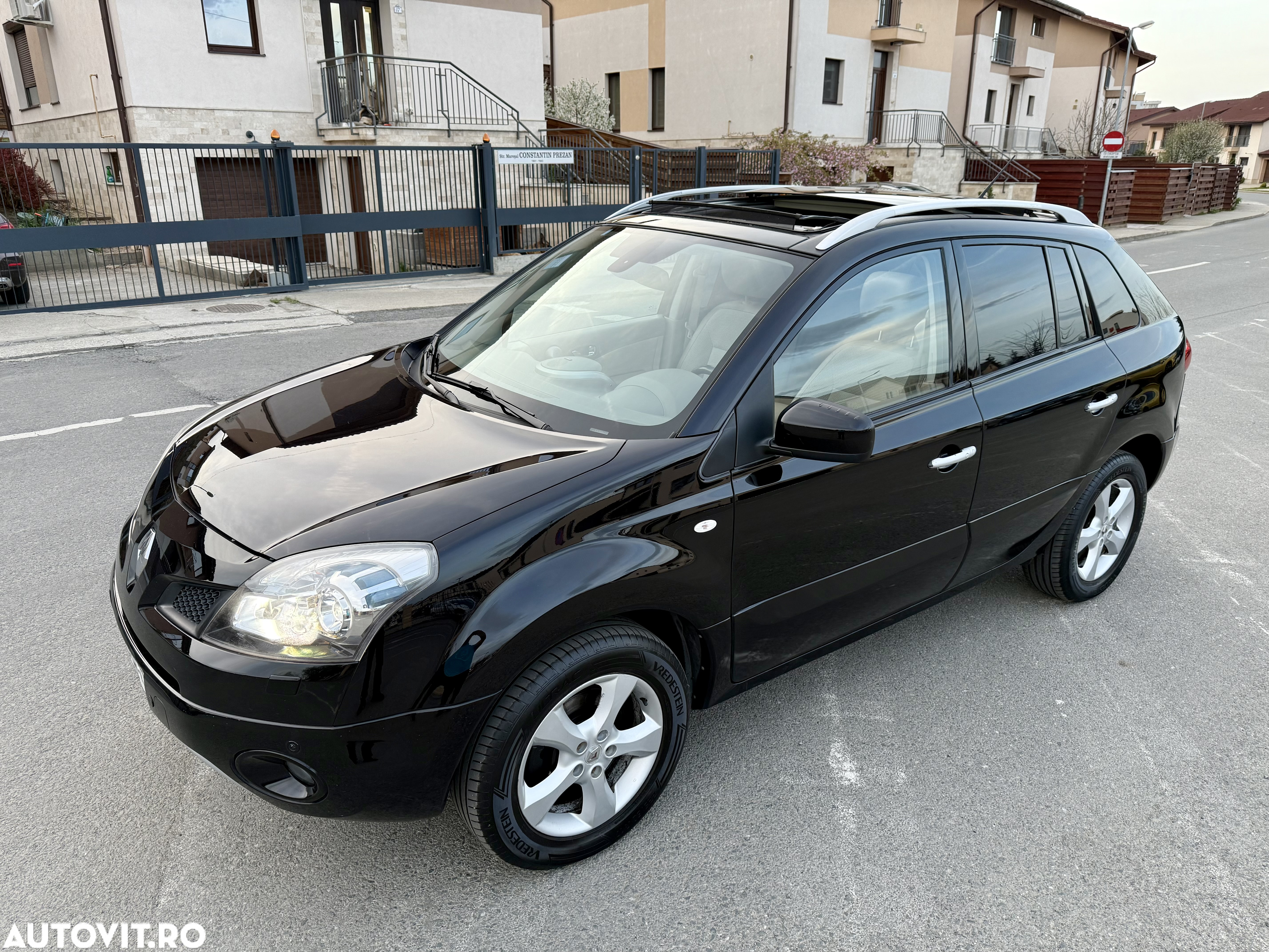 Renault Koleos 2.0 dCI FAP 4x4 Luxe - 37