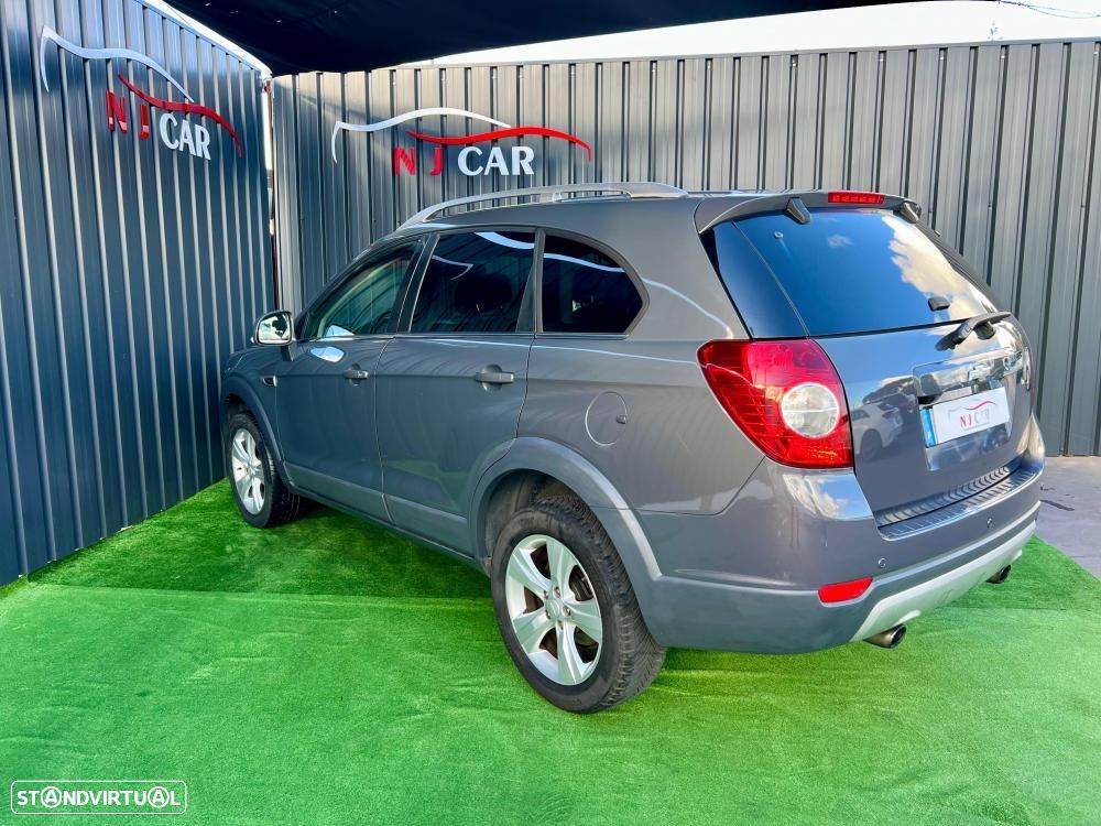 Chevrolet Captiva 2.2 VCDi Seven Xtreme 164g 7L - 8
