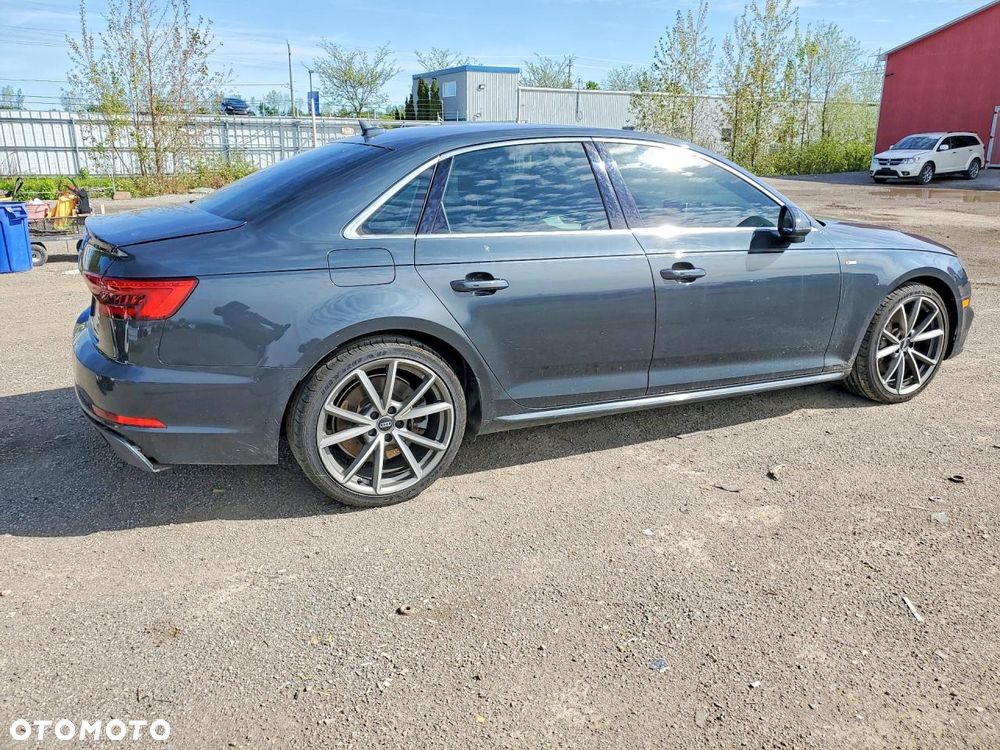 Audi A4 Limousine - 4