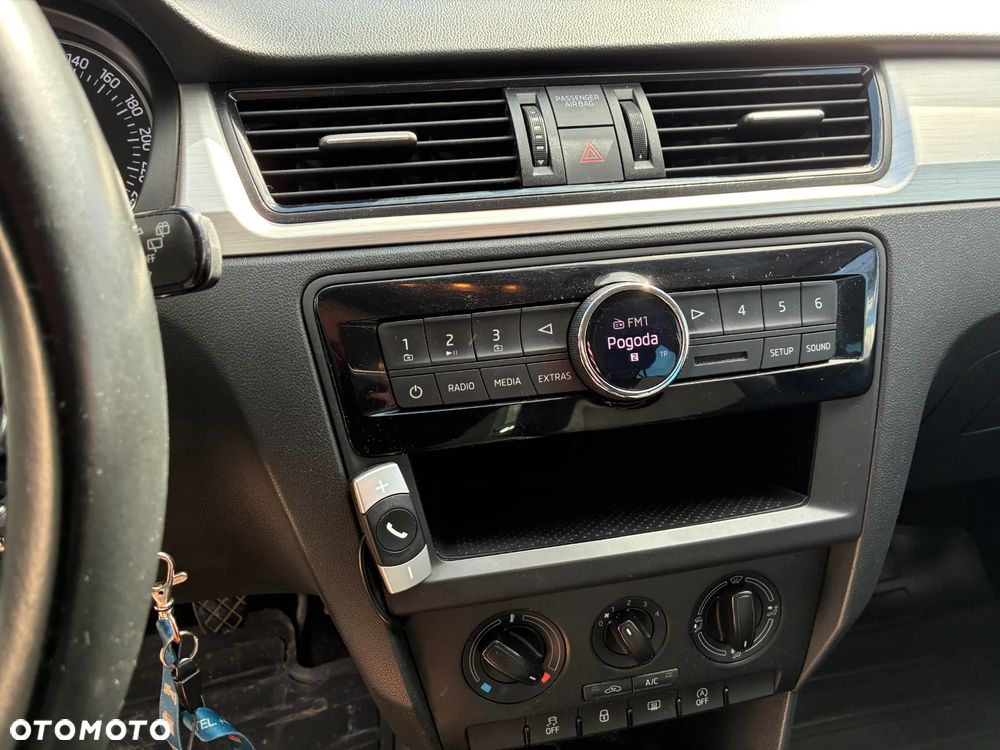 Skoda RAPID 1.2 TSI Ambition - 15