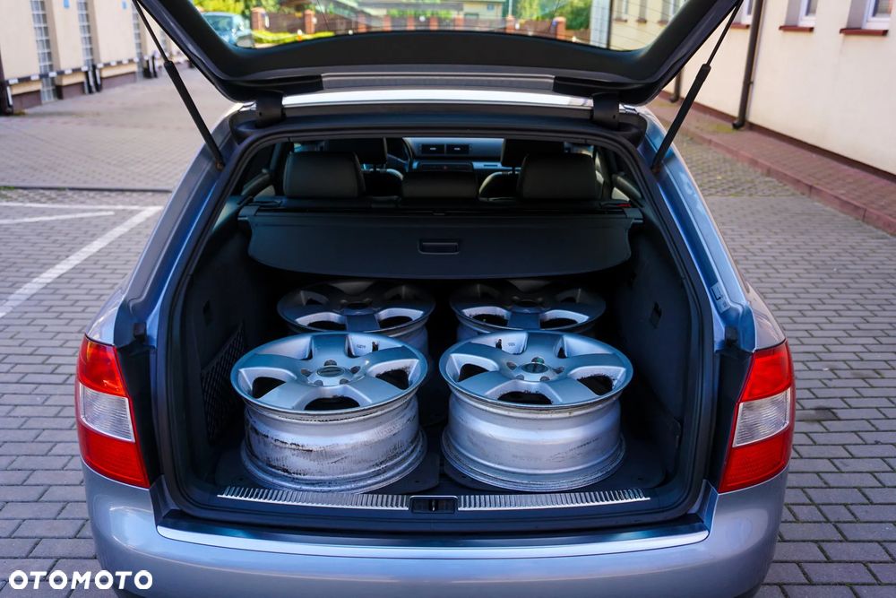 Audi A4 Avant 1.8T Quattro - 8