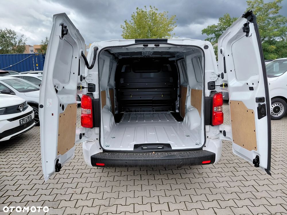 Opel Vivaro Furgon XL Diesel 2.2 150 KM  2,49t bez tachografu - 4