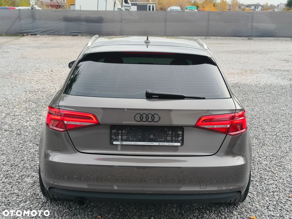 Audi A3 Sportback 1.6 TDI DPF Ambition - 27