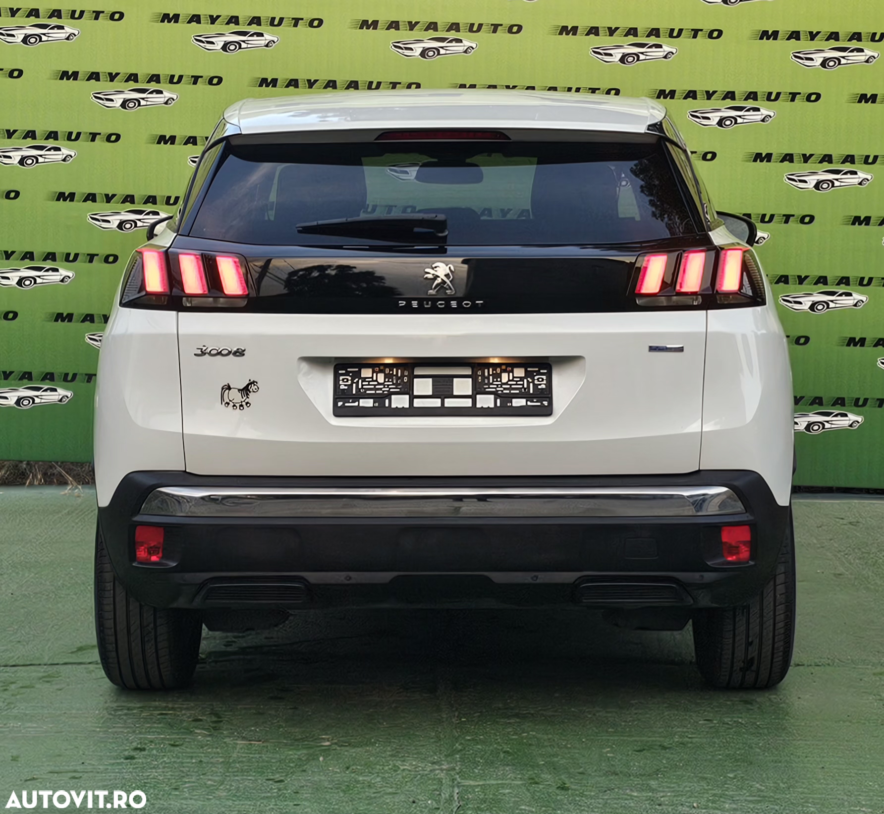 Peugeot 3008 1.2 PureTech Turbo S&S EAT6 Active - 9