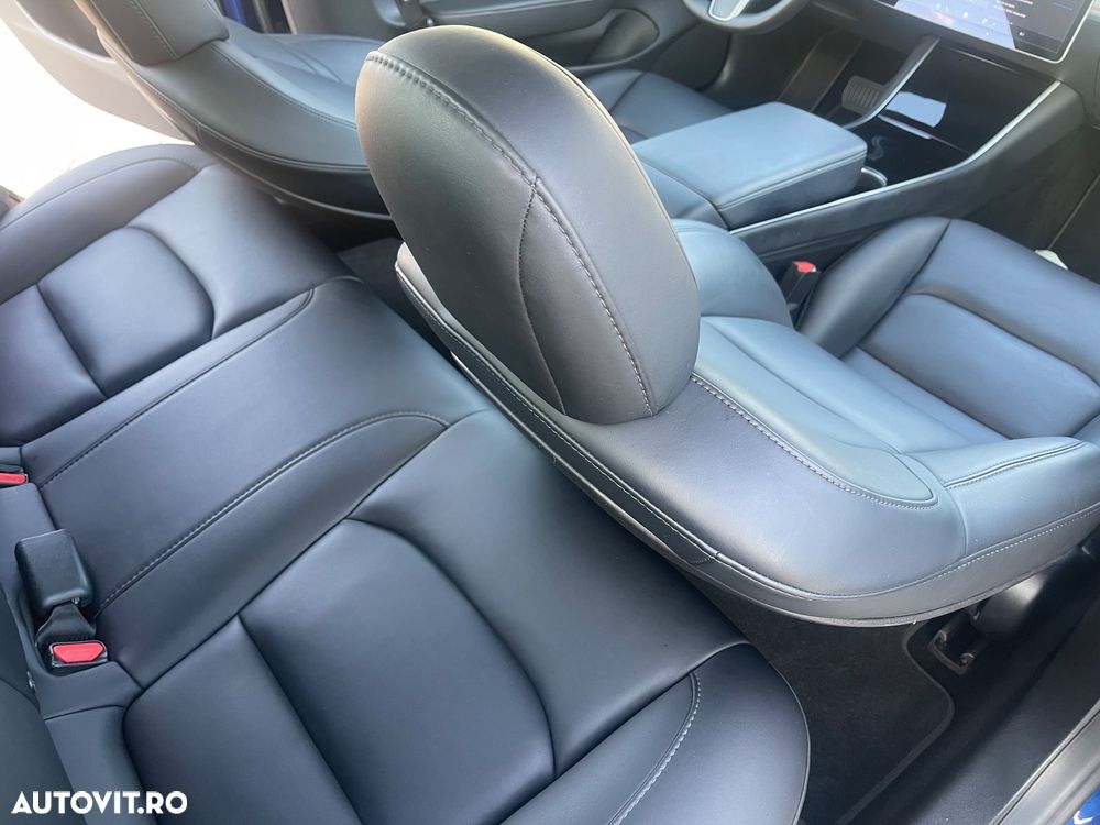 Tesla Model 3 Performance - 9