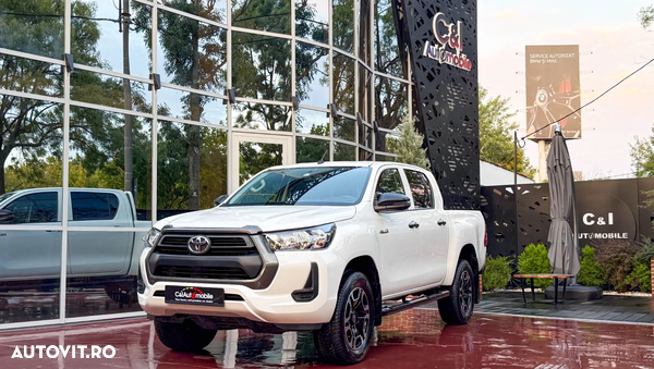 Toyota Hilux 2.4D 150CP 4x4 Double Cab 6MT Comfort