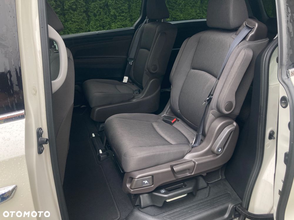 Honda Odyssey 3.5 LX - 6