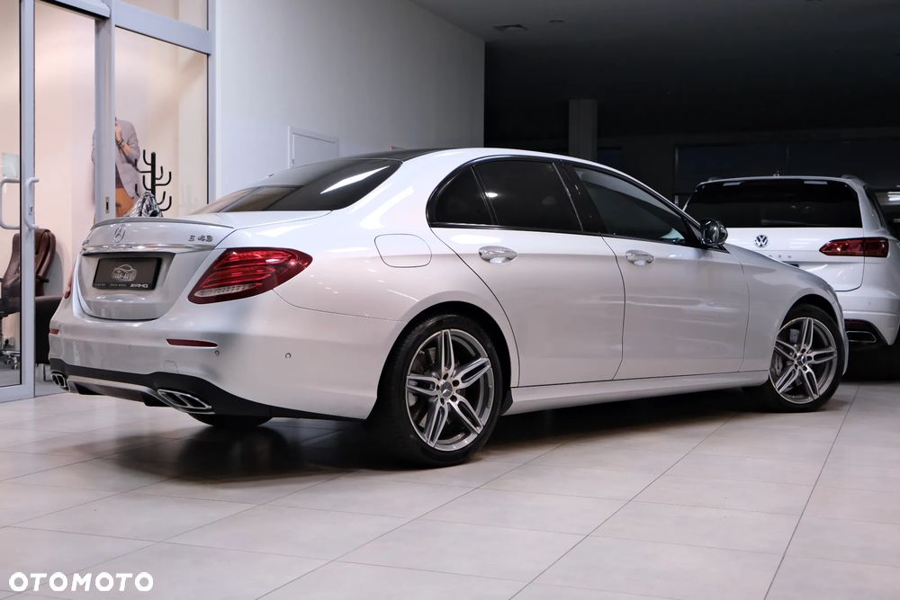 Mercedes-Benz Klasa E - 7