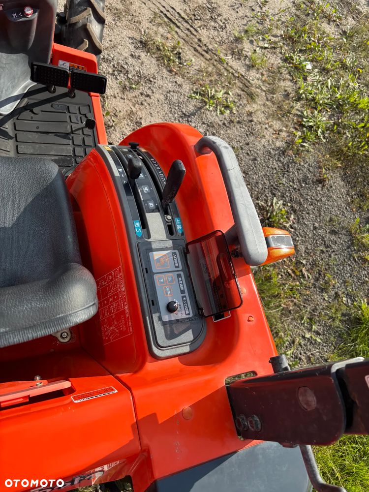 Kubota GT19 – Mini traktor rolniczy 4x4 – 19 KM – Diesel – Glebogryzarka – Auto Leveling – 3 prędkości WOM - 11