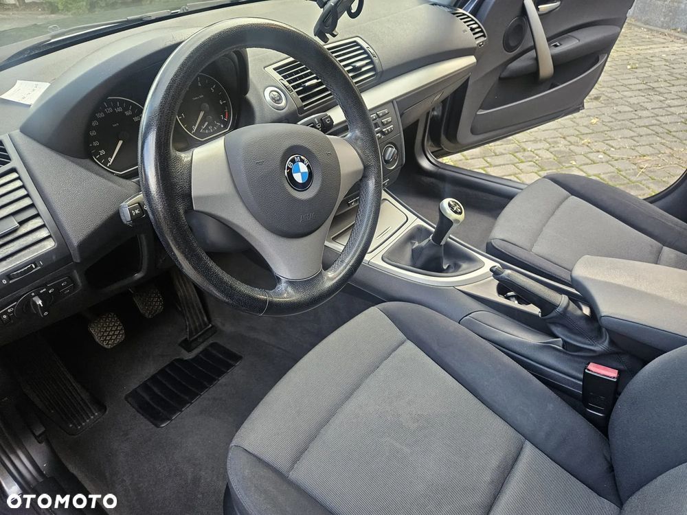 BMW Seria 1 118i - 7