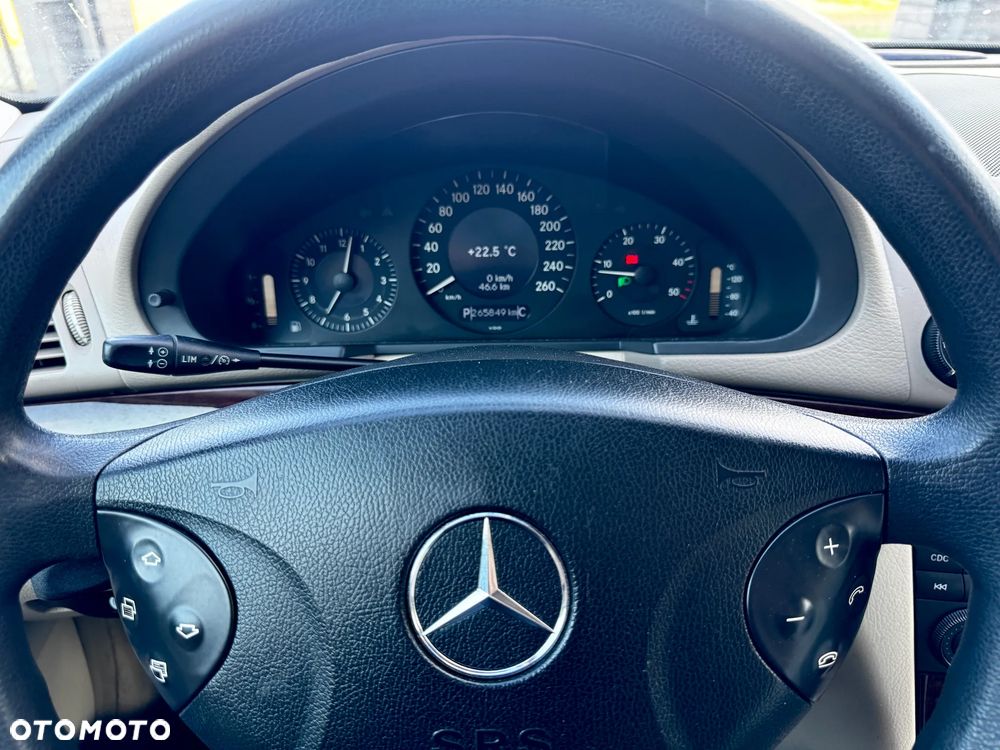 Mercedes-Benz Klasa E 200 CDI Automatik Classic - 19