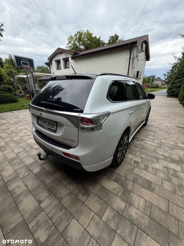 Mitsubishi Outlander 2.2 DID Intense - 6