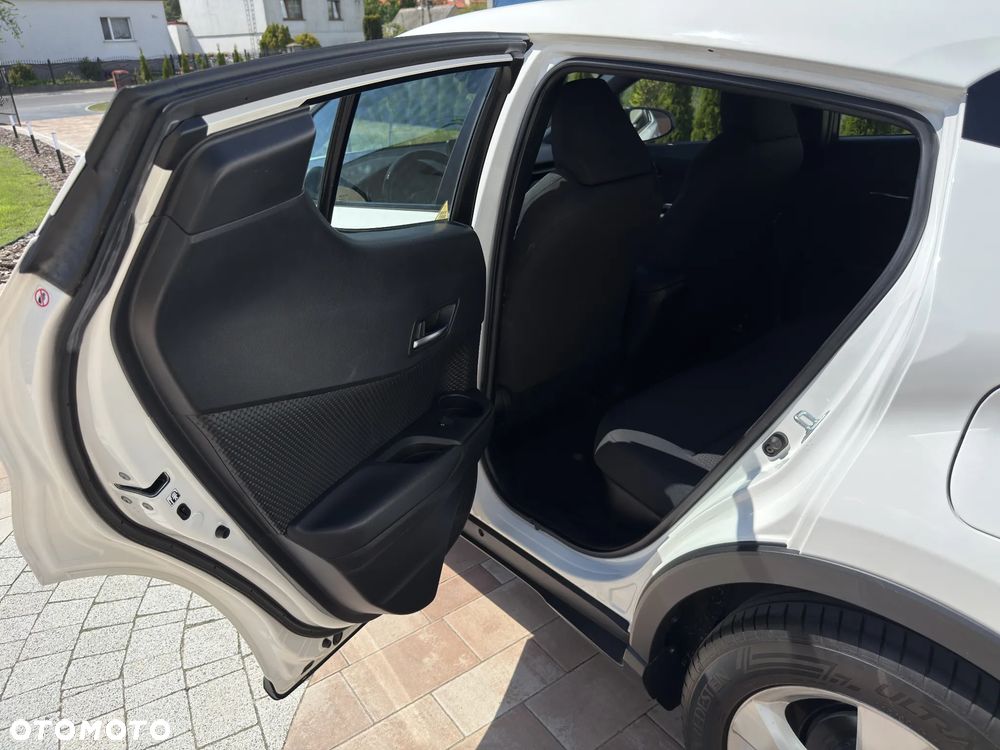 Toyota C-HR Style Selection - 17