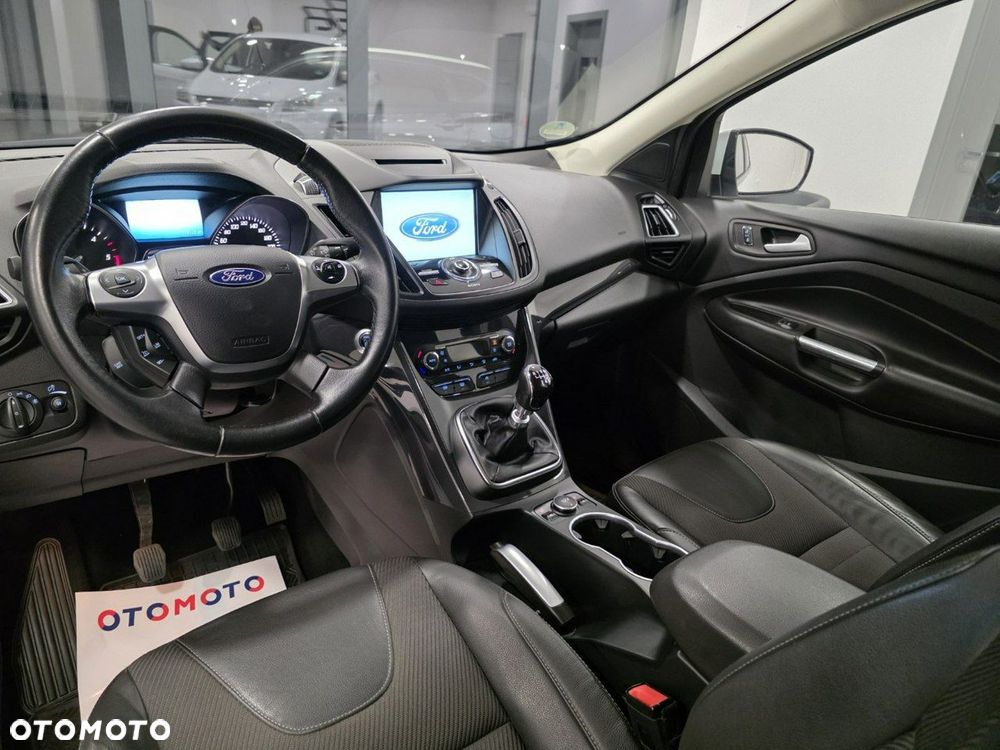 Ford Kuga 2.0 TDCi 4x4 Titanium - 13