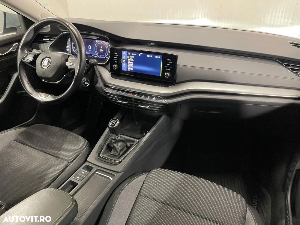 Skoda Octavia 2.0 TDI Ambition - 8