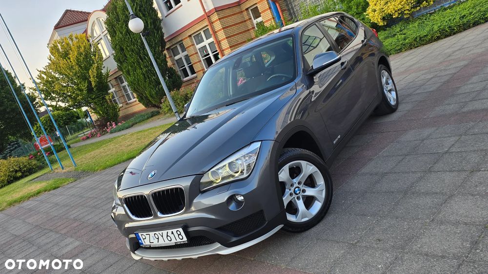 BMW X1 sDrive18i xLine - 40
