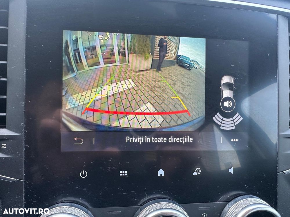 Renault Megane TCe 140 EDC GPF Intens - 8