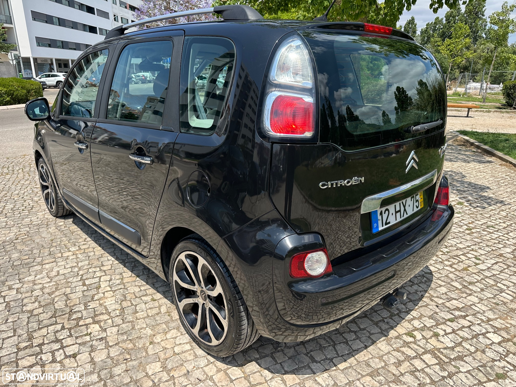 Citroën C3 Picasso 1.6 HDi Exclusive Airdream - 4