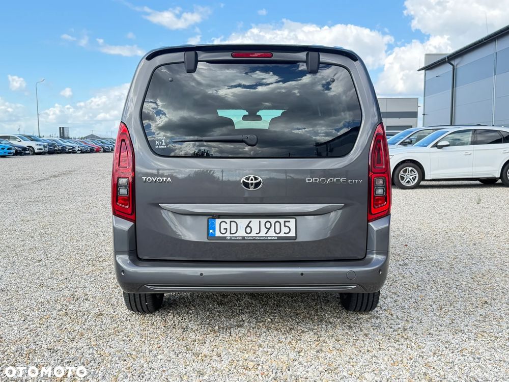 Toyota Proace City Verso Long 1.5 D-4D Business - 12