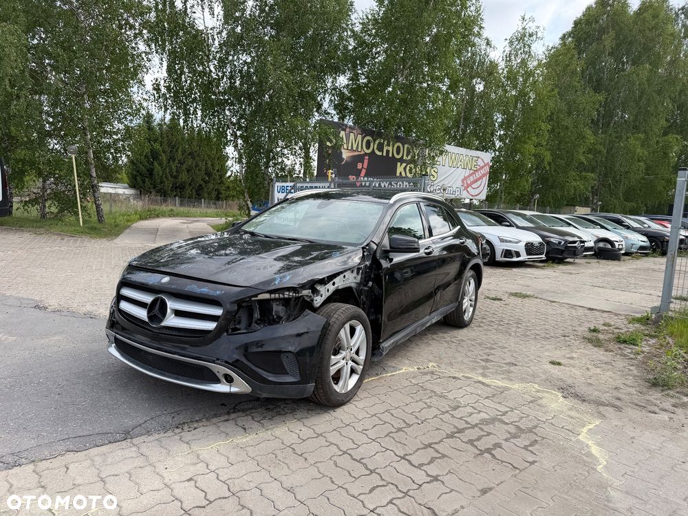 Mercedes-Benz GLA - 7
