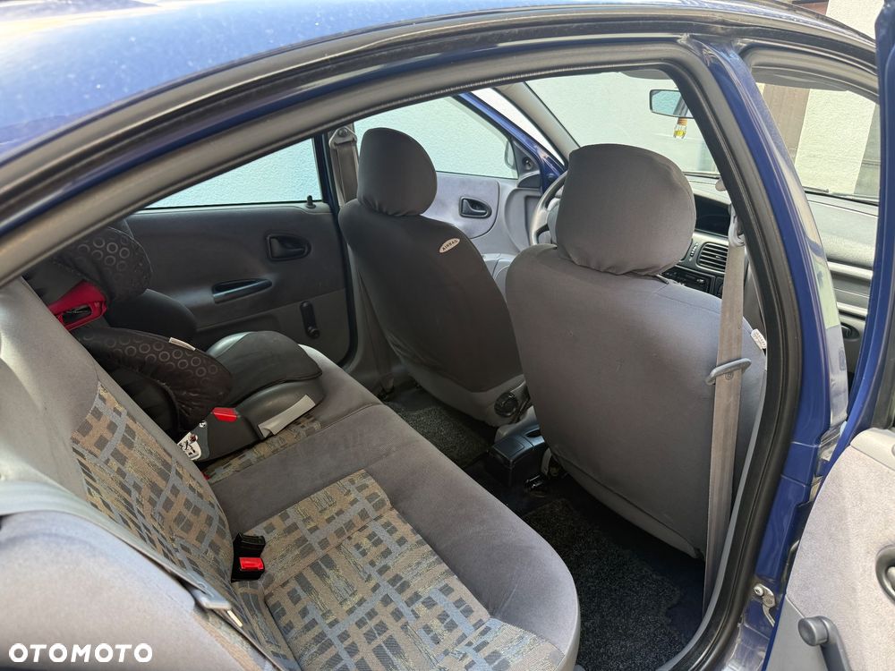 Renault Megane 1.4 RN - 26