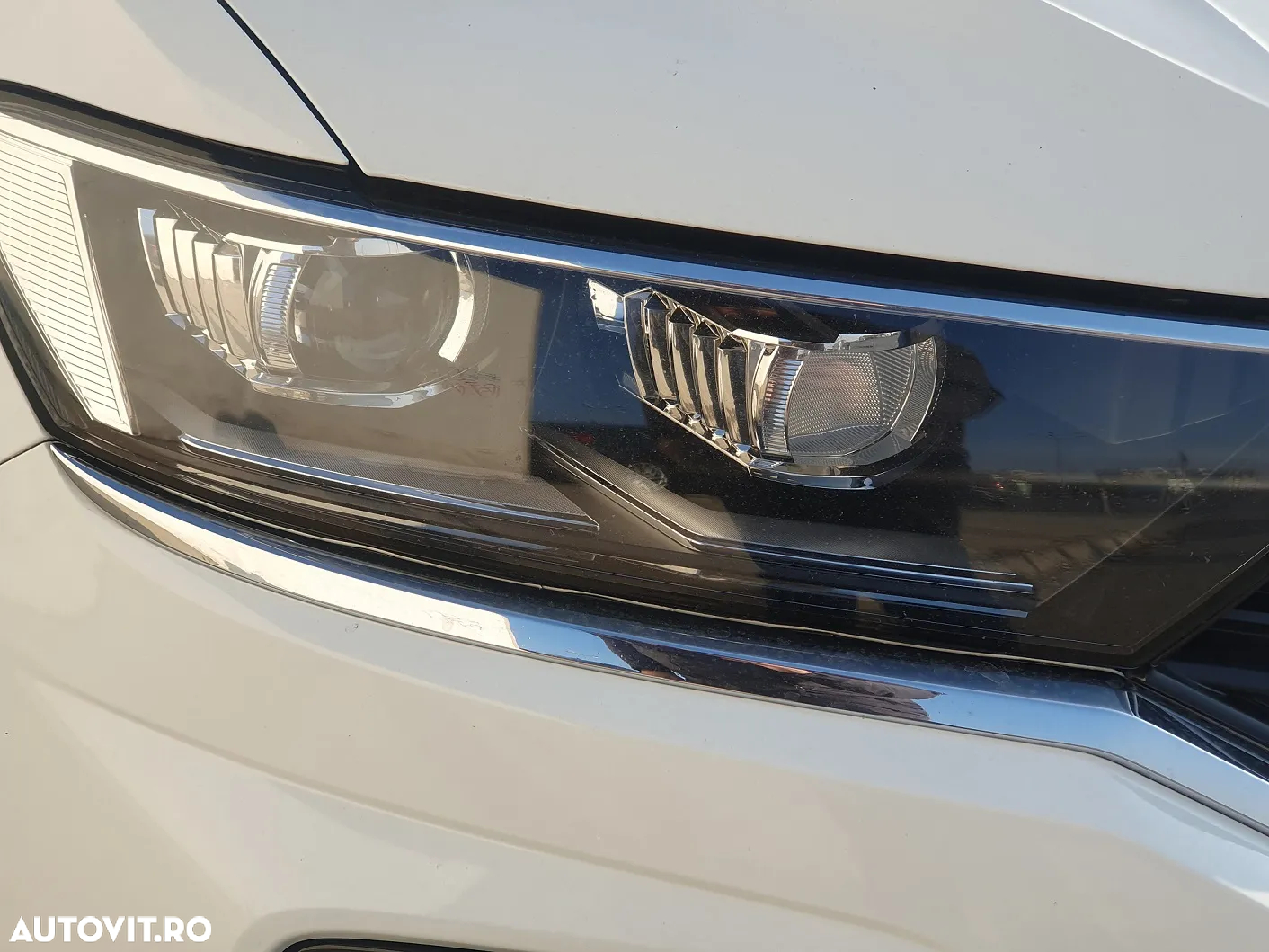 Volkswagen T-ROC - 18