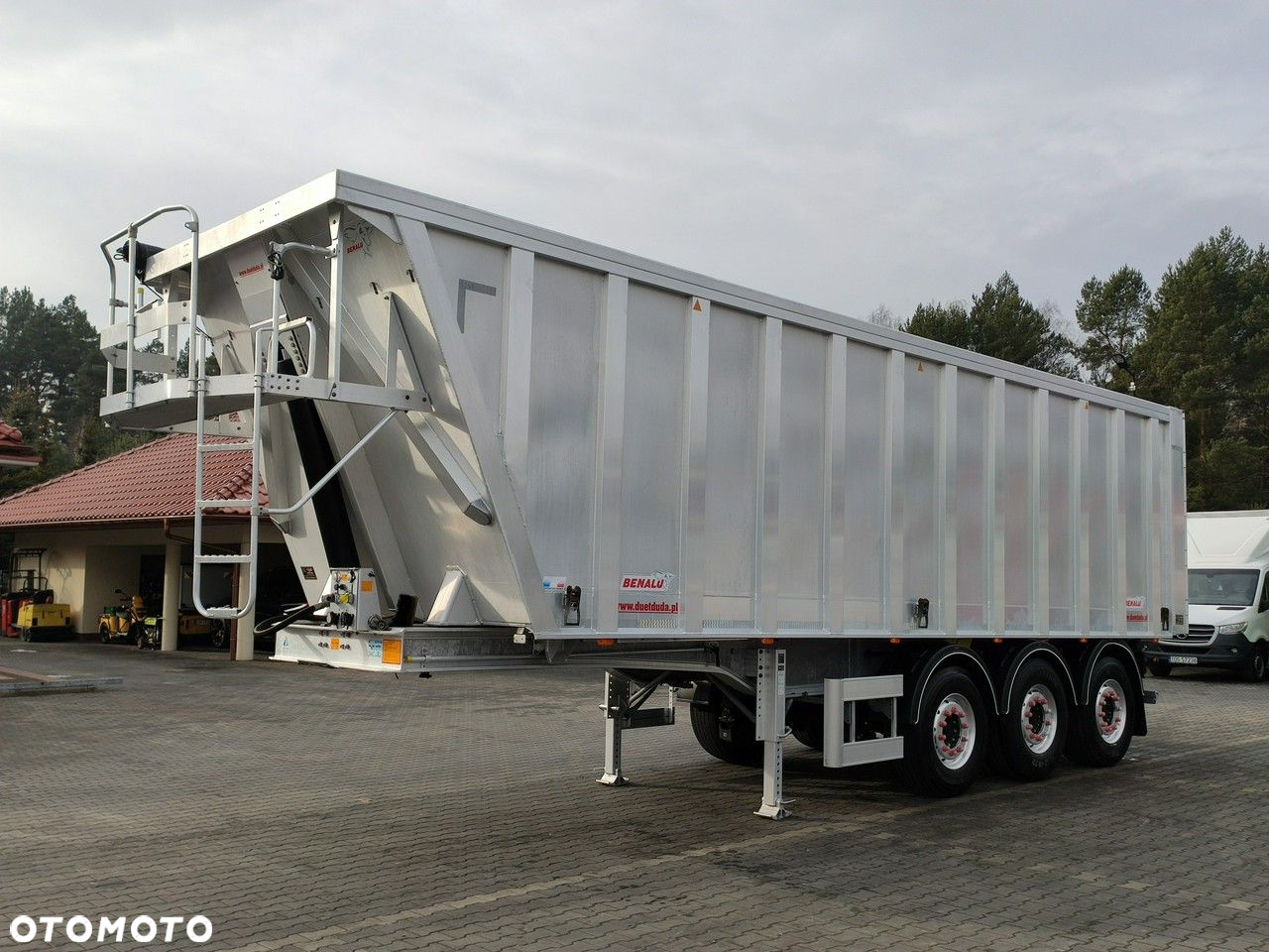 Benalu MULTIRUNNER 87 - 12
