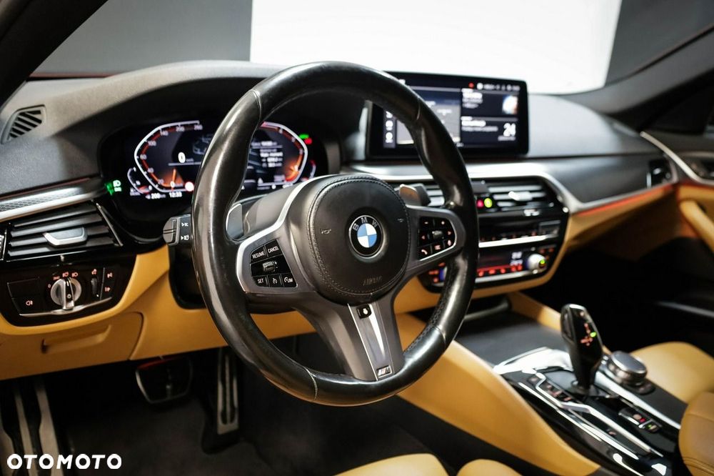 BMW Seria 5 - 16