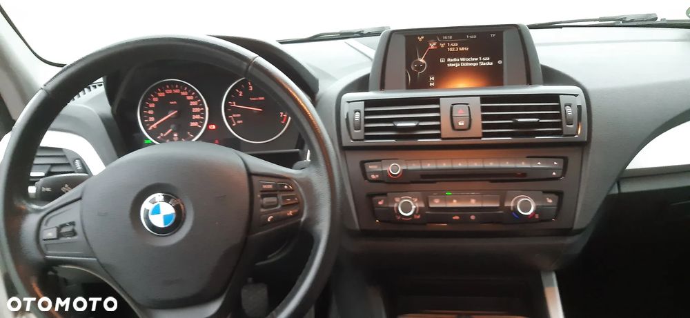 BMW Seria 1 116i Sport Line - 21