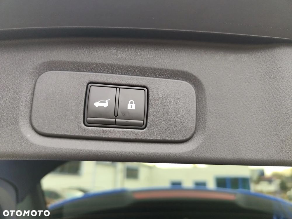 Nissan Qashqai 1.3 DIG-T MHEV Tekna Xtronic - 37