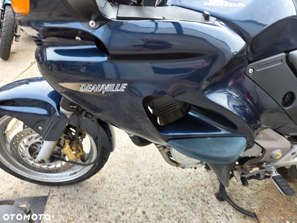 Honda Deauville - 24