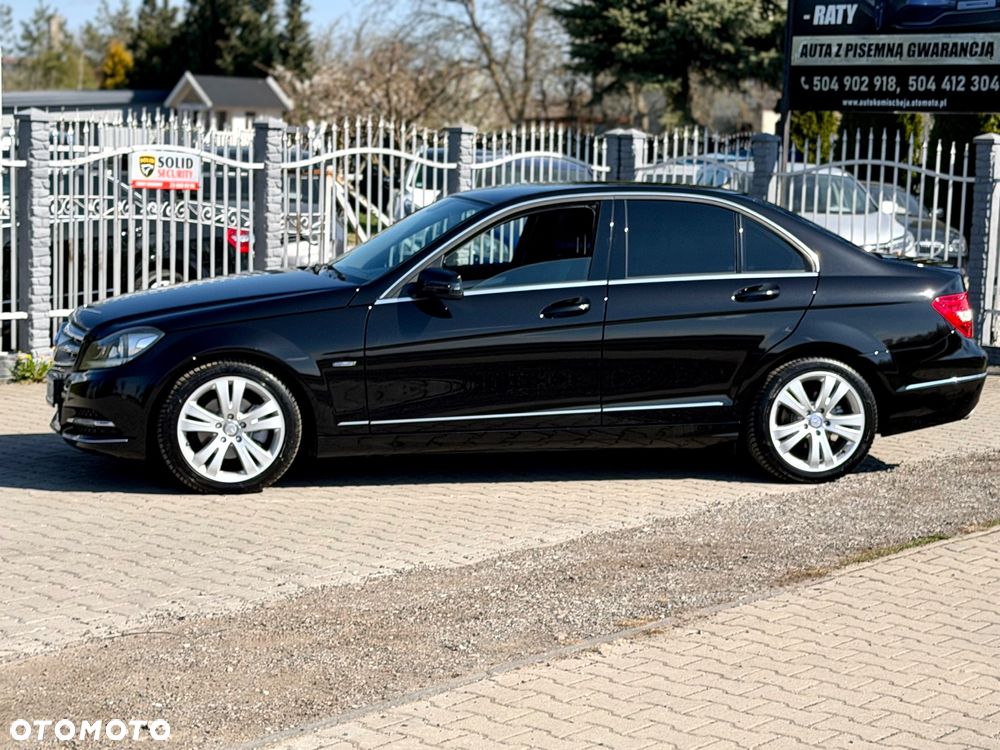 Mercedes-Benz Klasa C 180 CGI Automatik BlueEFFICIENCY Avantgarde - 3