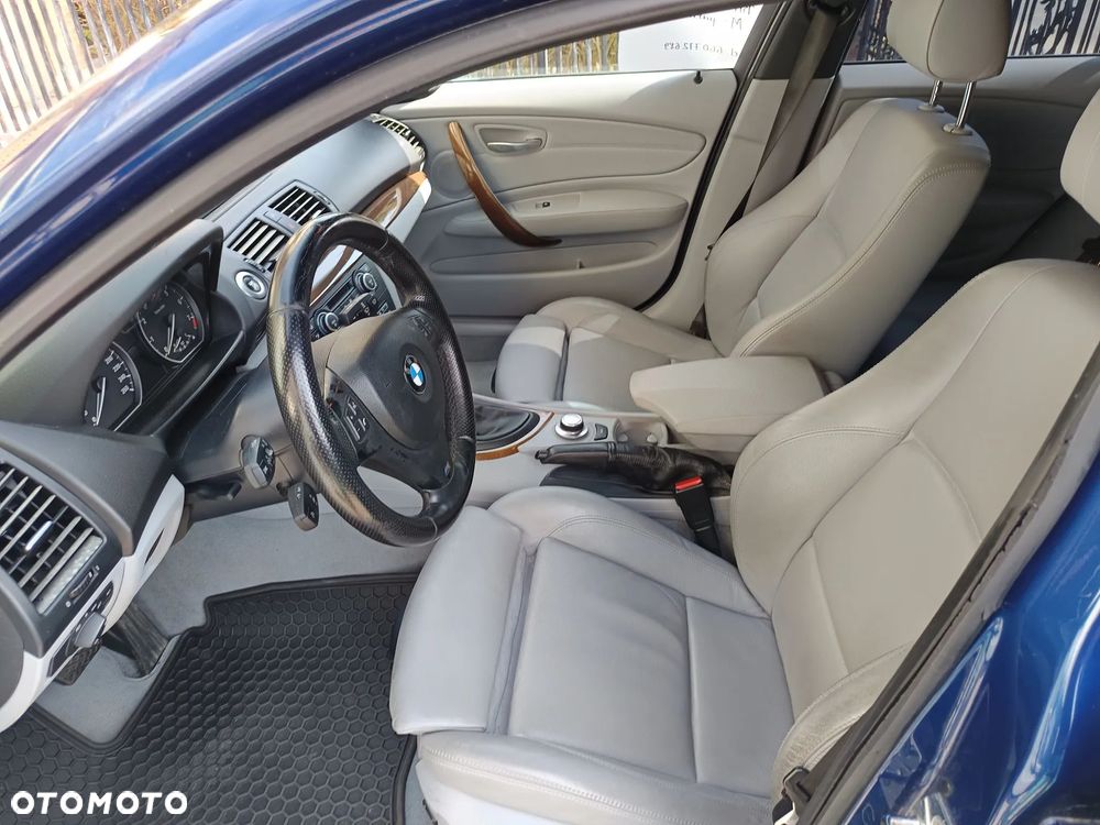 BMW Seria 1 120i - 20