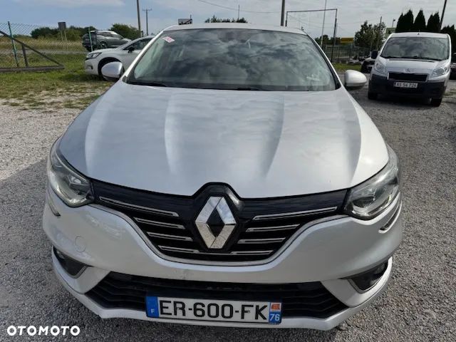 Renault Megane ENERGY TCe 130 EDC BOSE EDITION - 4