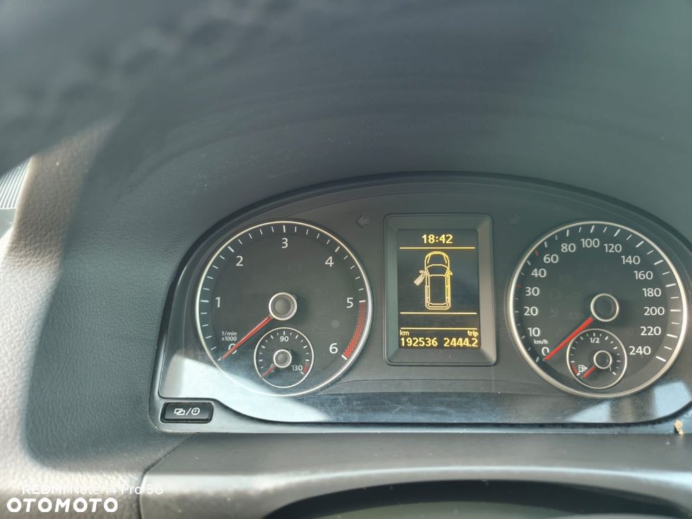 Volkswagen Touran 1.6 TDI DPF Comfortline - 10