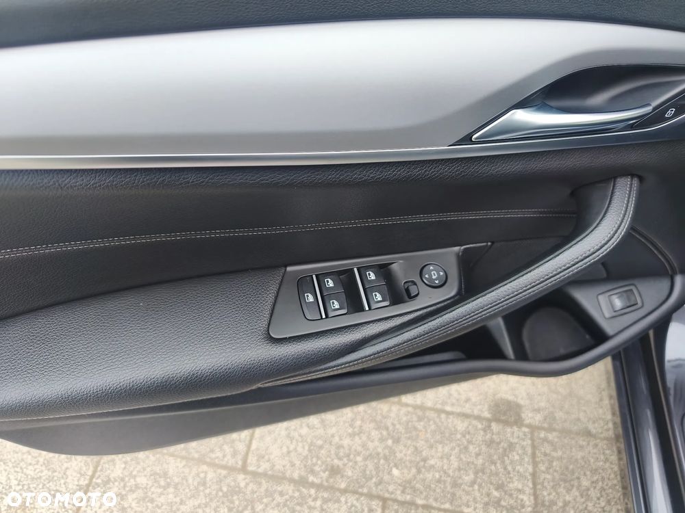 BMW Seria 5 520d Modern Line - 11