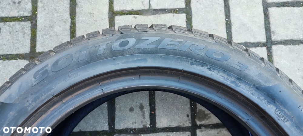 OPONA ZIMOWA 225/50R17 98V PIRELLI SOTTOZERO 3 (3520) ZIMA 7 mm 1 SZTUKA - 4