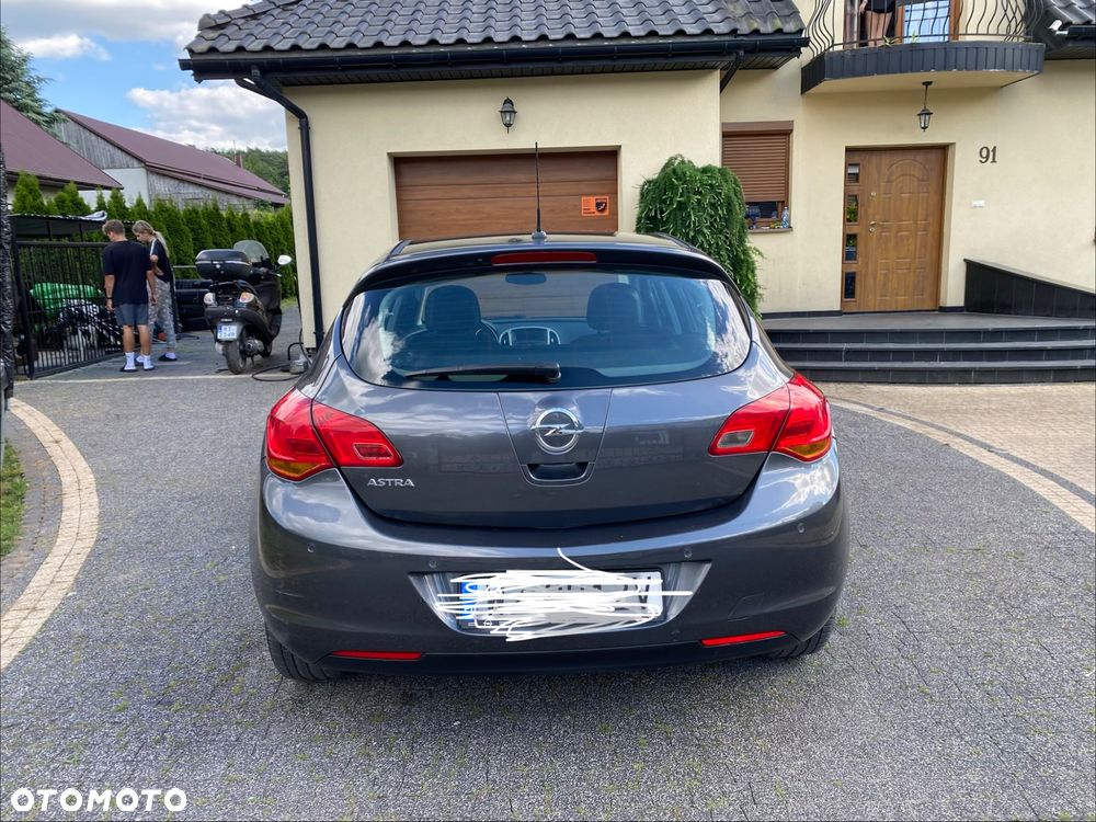 Opel Astra 1.4 Cosmo - 6