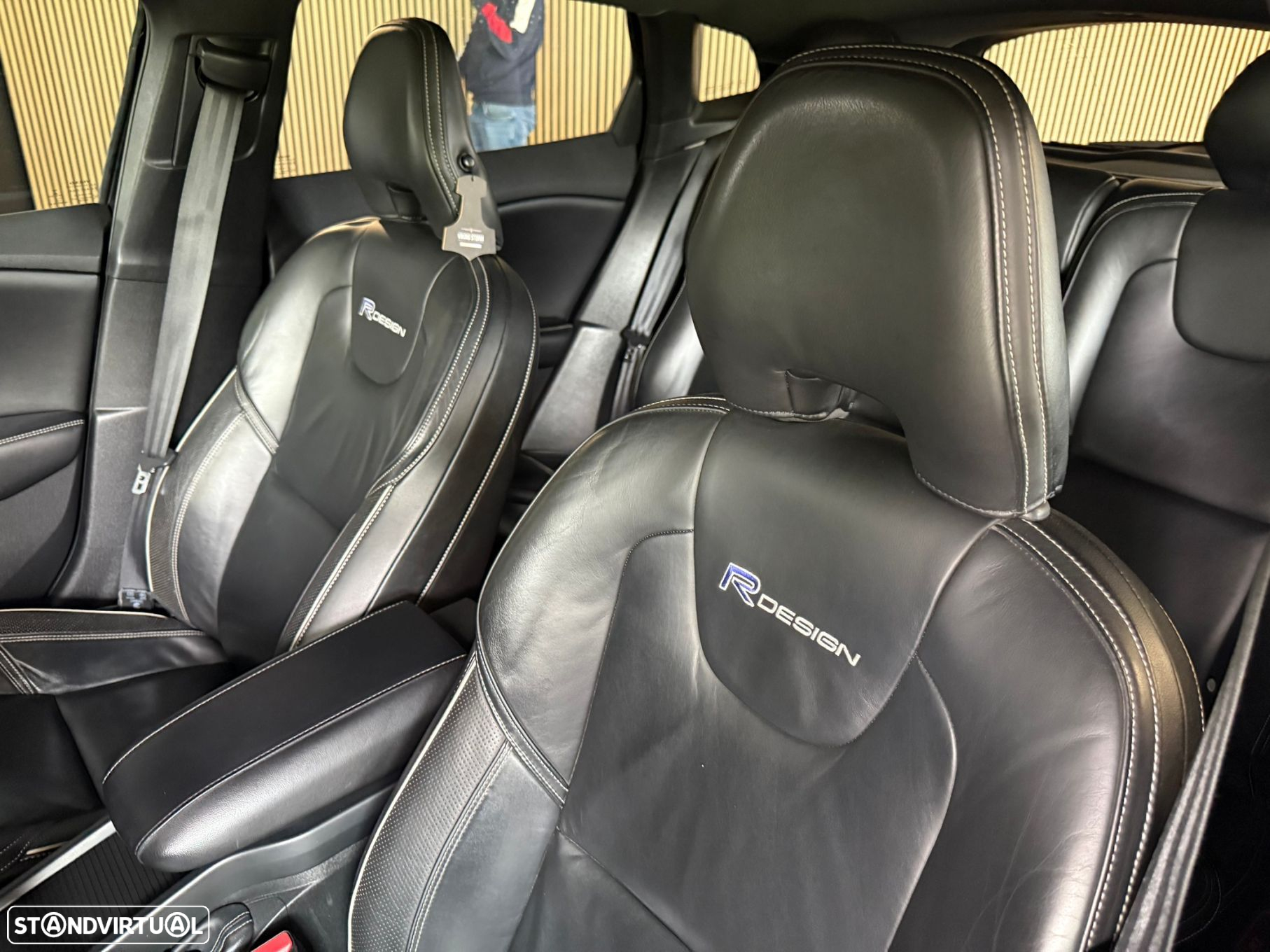 Volvo V40 1.6 D2 R-Design - 8