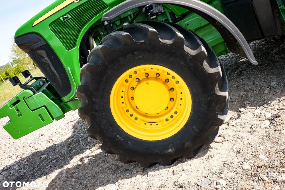 John Deere 8220 - 15